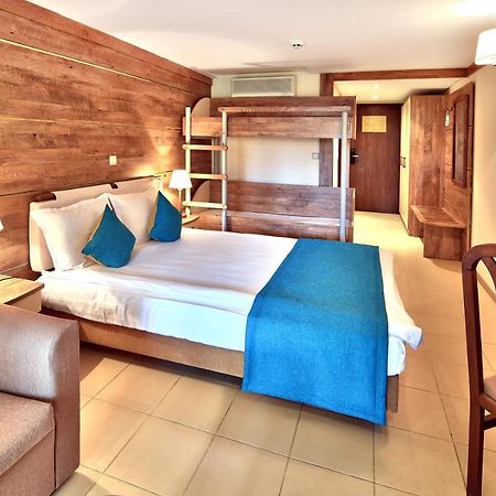 Les Magnolias Hotel Приморско Экстерьер фото