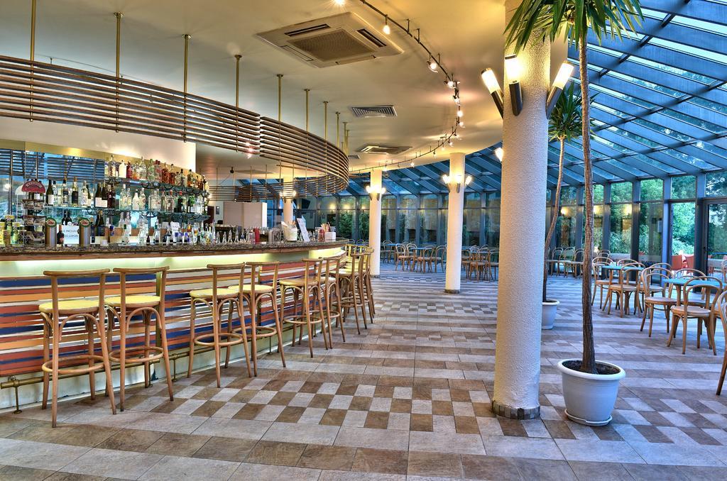 Les Magnolias Hotel Приморско Экстерьер фото