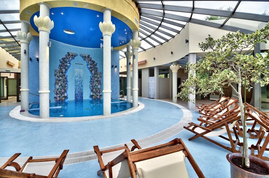 Les Magnolias Hotel Приморско Экстерьер фото