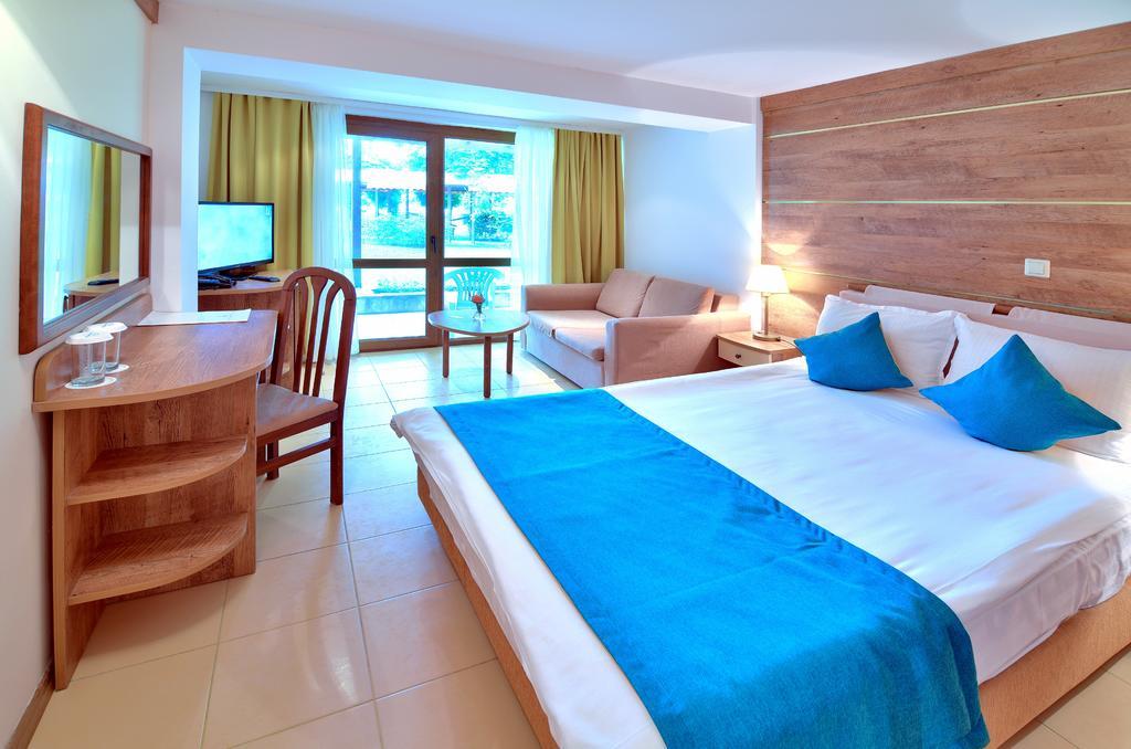 Les Magnolias Hotel Приморско Экстерьер фото