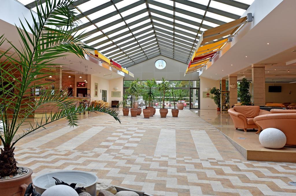 Les Magnolias Hotel Приморско Экстерьер фото