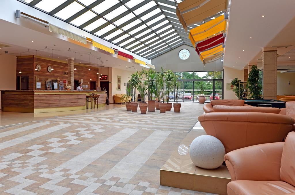 Les Magnolias Hotel Приморско Экстерьер фото